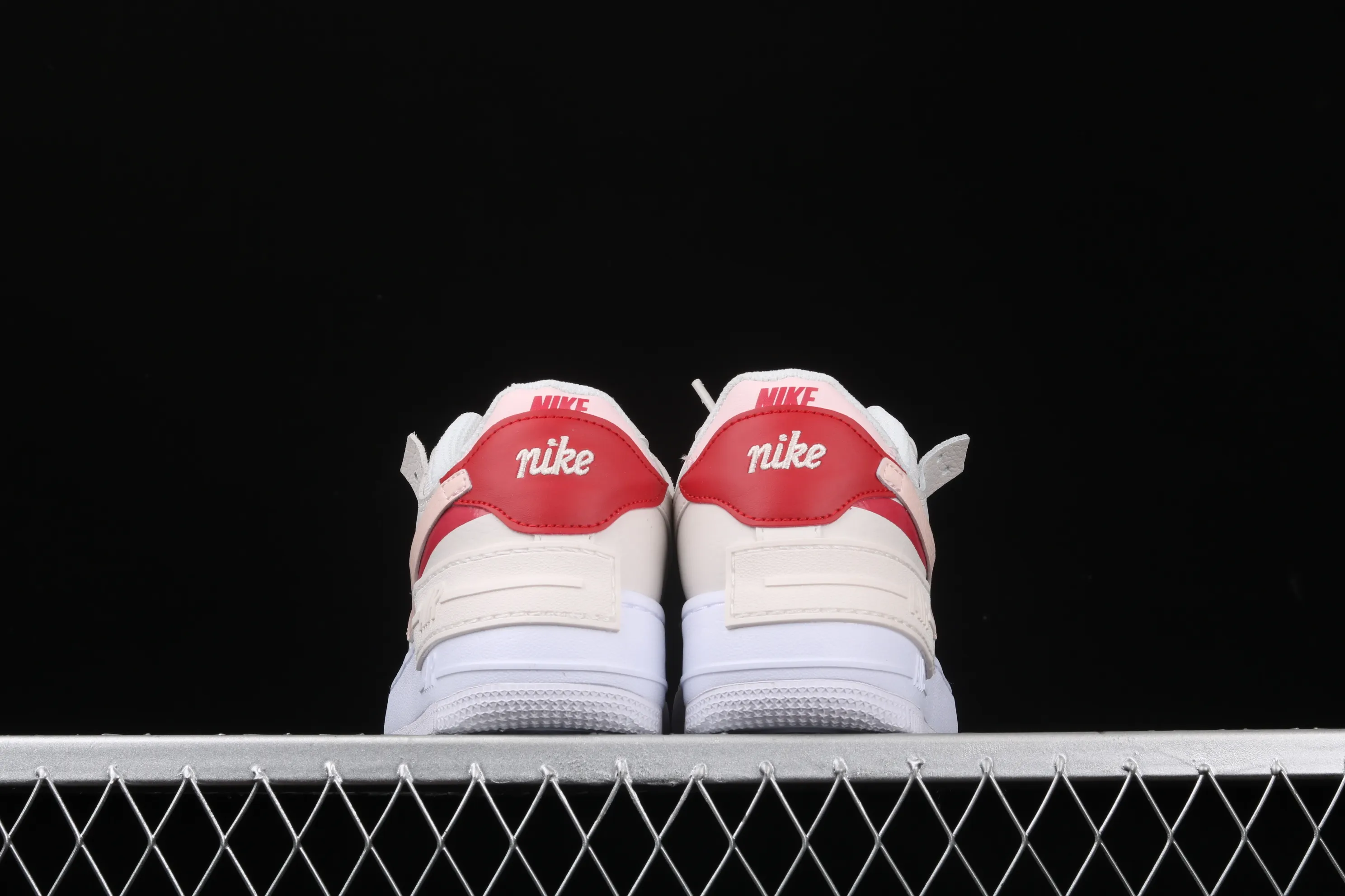 All Categories Nk Air Force 1 Air Force Series Nk Air Force 1 Shadow Air Force Lightweight Increased Corporate Level Nk Air Force 1 Shadow "Tropical Twist" Air Force 1 Lightweight Increased Low Top Versatile Sneakers CI0919-003